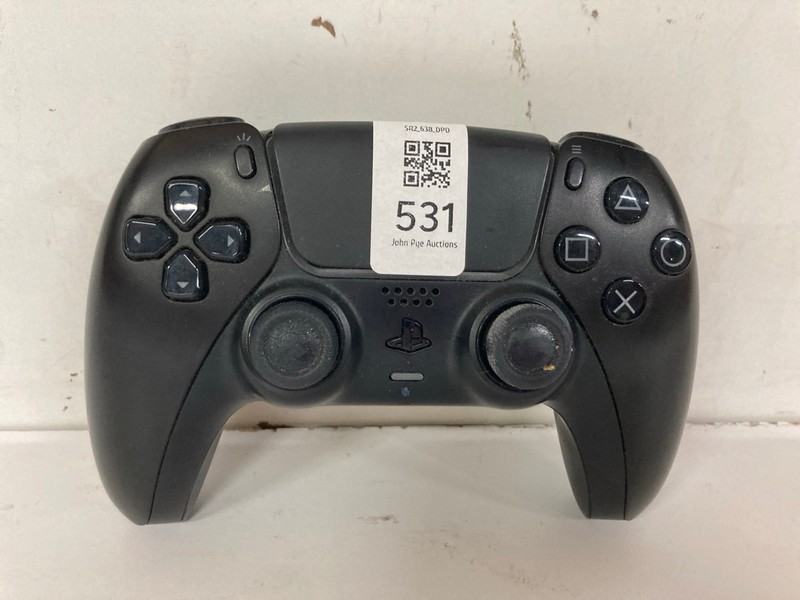Lot 531  
            Nottingham SR2 - Delivery Only 

                
SONY PLAYSTATION 5 DUAL SENSE WIRELESS CONTROLLER