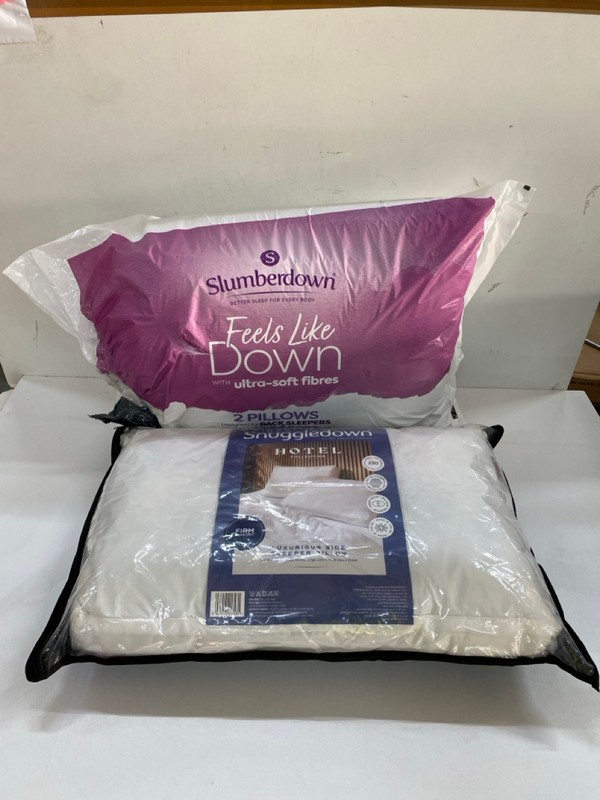 Lot 610  
            Nottingham SR2 - Delivery Only 

                
SNUGGLEDOWN HOTEL COLLECTION PILLOW & SLUMBERDOWN FEELS LIKE DOWN PILLOW SET