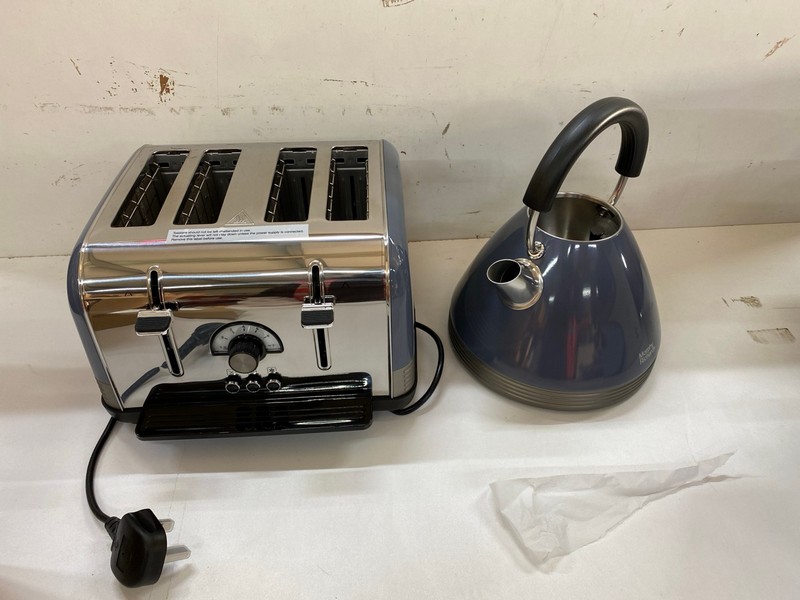 Lot 619  
            Nottingham SR2 - Delivery Only 

                
MORPHY RICHARDS VENTURE RETRO BASALT KETTLE & TOASTER SET