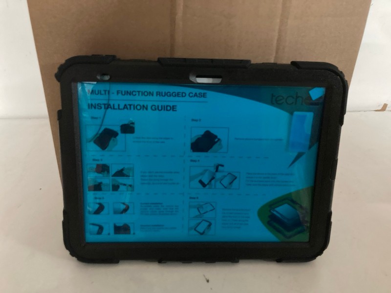 Lot 75  
            Nottingham SR2 - Delivery Only 

                
BOX OF TABLET CASES
