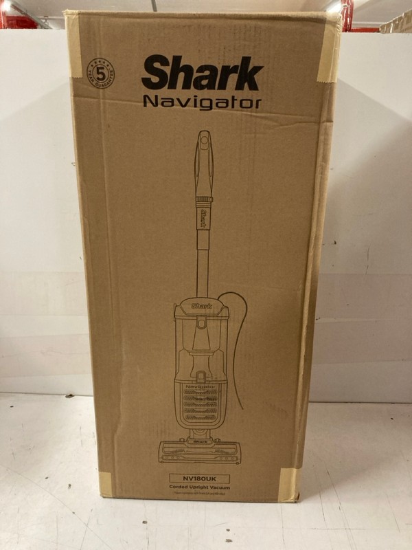 Lot 347  
            Nottingham SR3 - Delivery Only 

                
SHARK NAVIGATOR CORDED VACUUM CLEANER
