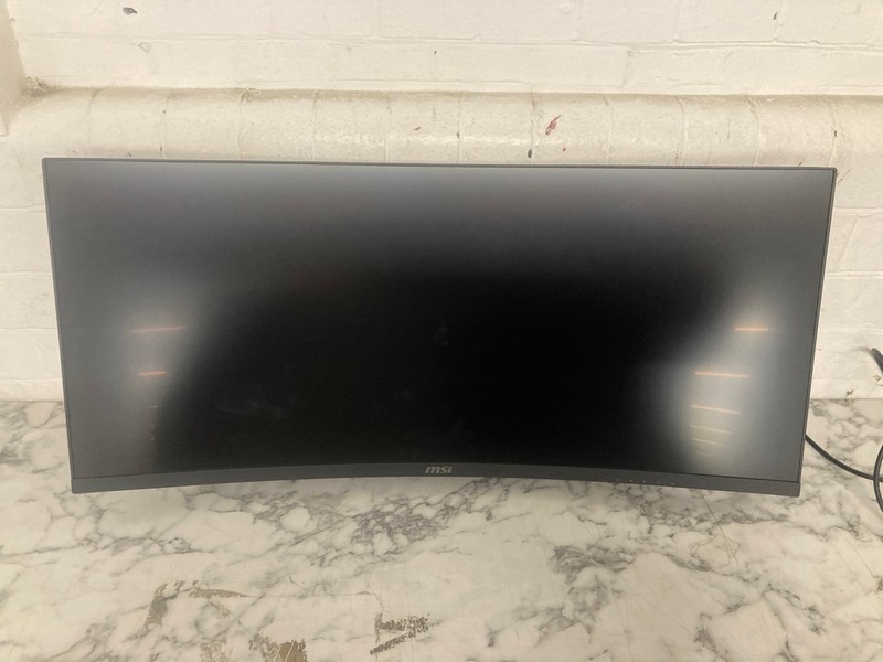Lot 356  
            Nottingham SR3 - Delivery Only 

                
MSI MAG GAMING 34'' MONITOR (DAMAGED SCREEN & STAND)