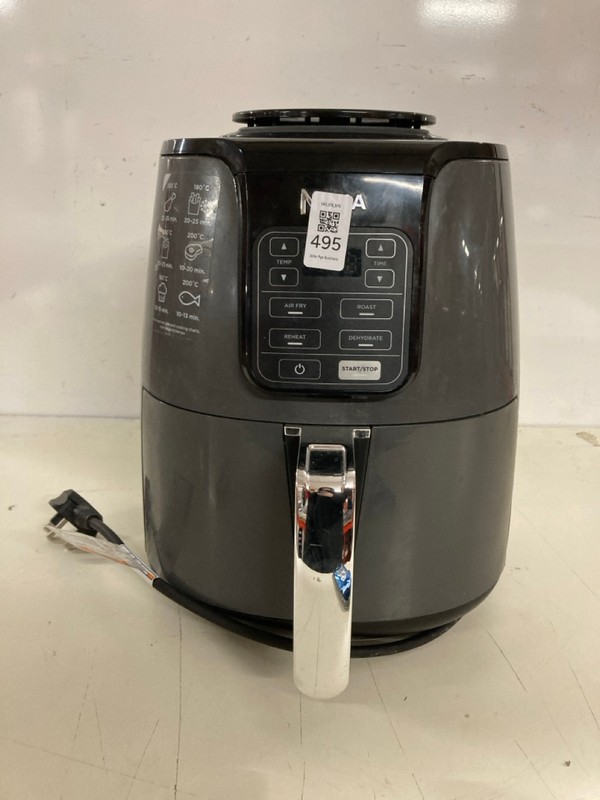 Lot 495  
            Nottingham SR3 - Delivery Only 

                
NINJA 3.8L AIR FRYER