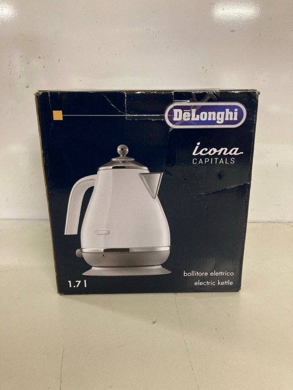 Lot 498  
            Nottingham SR3 - Delivery Only 

                
DE'LONGHI ICONA CAPITALS 1.7L ELECTRIC KETTLE
