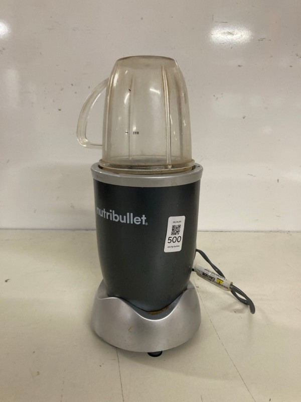 Lot 500  
            Nottingham SR3 - Delivery Only 

                
NUTRI BULLET 900 SERIES BLENDER