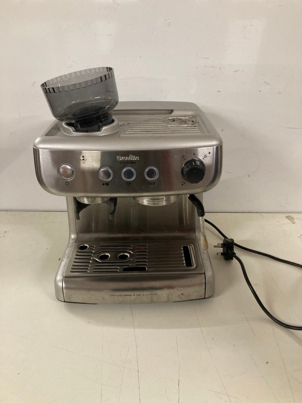 Lot 510  
            Nottingham SR3 - Delivery Only 

                
BREVILLE BARISTA MAX ESPRESSO MACHINE