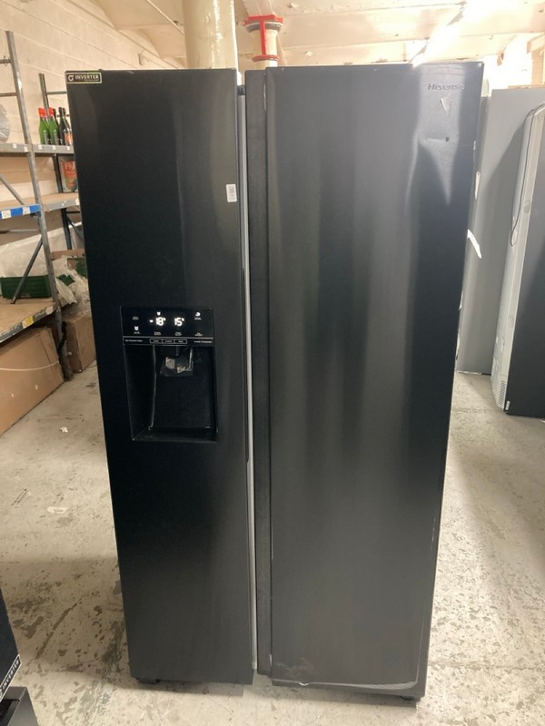 Lot 11  
            Nottingham SR4 - Delivery Or Collection 

                
HISENSE AMERICAN STYLE FRIDGE FREEZER MODEL: RS694N4TFE