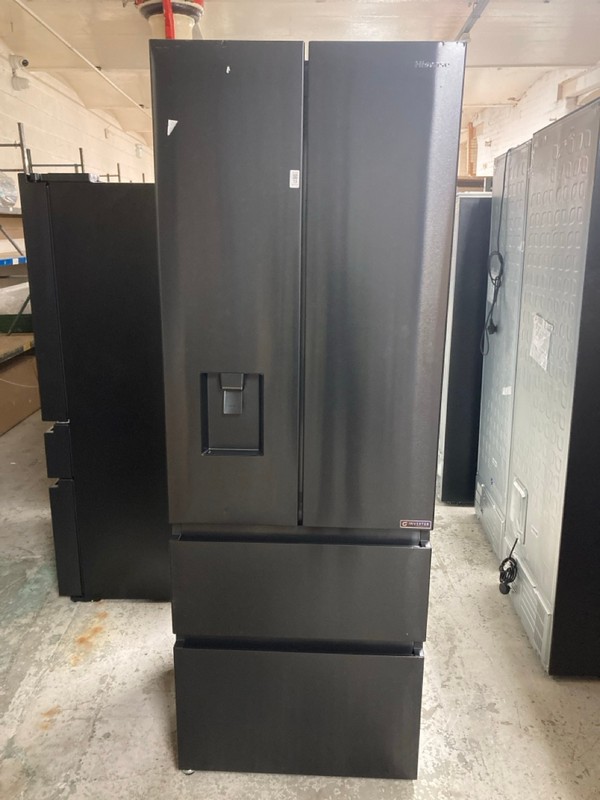 Lot 13  
            Nottingham SR4 - Delivery Or Collection 

                
HISENSE AMERICAN STYLE FRIDGE FREEZER MODEL: RF632N4WFE