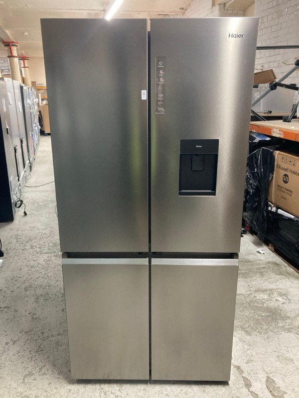 Lot 17  
            Nottingham SR4 - Delivery Or Collection 

                
HAIER AMERICAN STYLE FRIDGE FREEZER MODEL: HCR5919EHMP