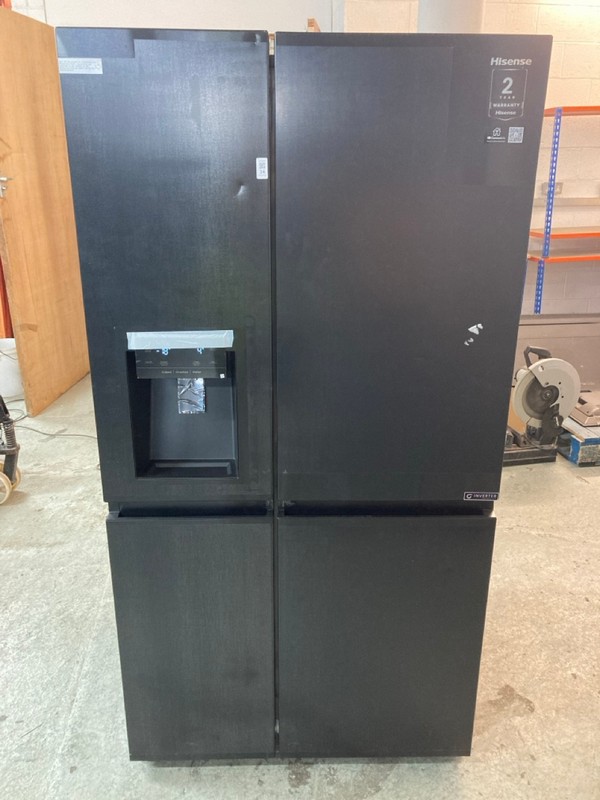 Lot 34  
            Nottingham SR4 - Delivery Or Collection 

                
HISENSE AMERICAN STYLE FRIDGE FREEZER MODEL: RS818N4TFE