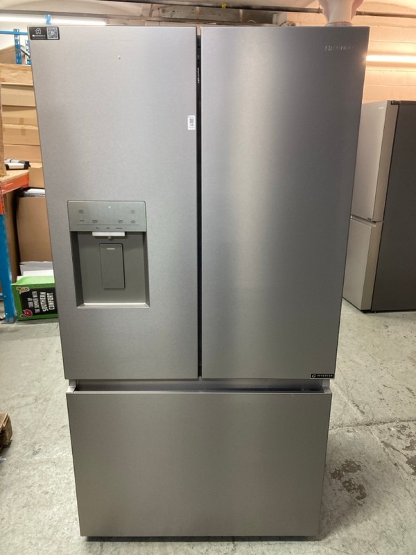 Lot 38  
            Nottingham SR4 - Delivery Or Collection 

                
HISENSE AMERICAN STYLE FRIDGE FREEZER MODEL: RF815N4SESE