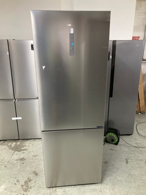 Lot 47  
            Nottingham SR4 - Delivery Or Collection 

                
HISENSE AMERICAN STYLE FRIDGE FREEZER MODEL: RB645N4BIE