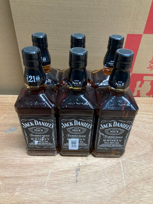 Lot 48  
            Nottingham SR4 - Collection Only 

                
6 X BOTTLES OF JACK DANIELS TENNESSEE SOUR MASH WHISKEY (C70) (18+ I.D MAYBE REQU...