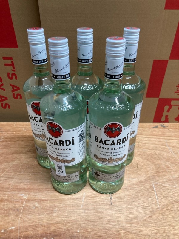 Lot 60  
            Nottingham SR4 - Collection Only 

                
5 X BACARDI CARTA BLANCA SUPERIOR WHITE RUM 1L (18+ ONLY ID MAY BE REQUIRED COLLE...