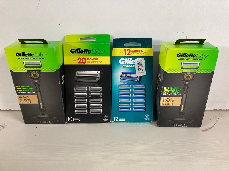 Lot 133  
            Nottingham SR5 - Delivery Only 

                
4 X GILLETTE ITEMS TO INC BLACK & GOLD EDITION RAZER