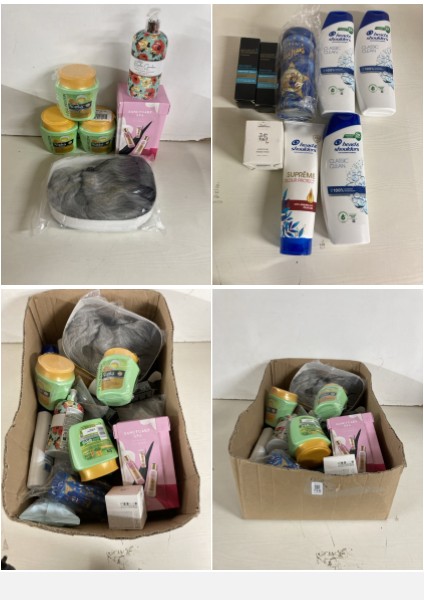 Lot 138  
            Nottingham SR5 - Delivery Only 

                
BOX OF VARIOUS ITEMS TO INC VATIKA