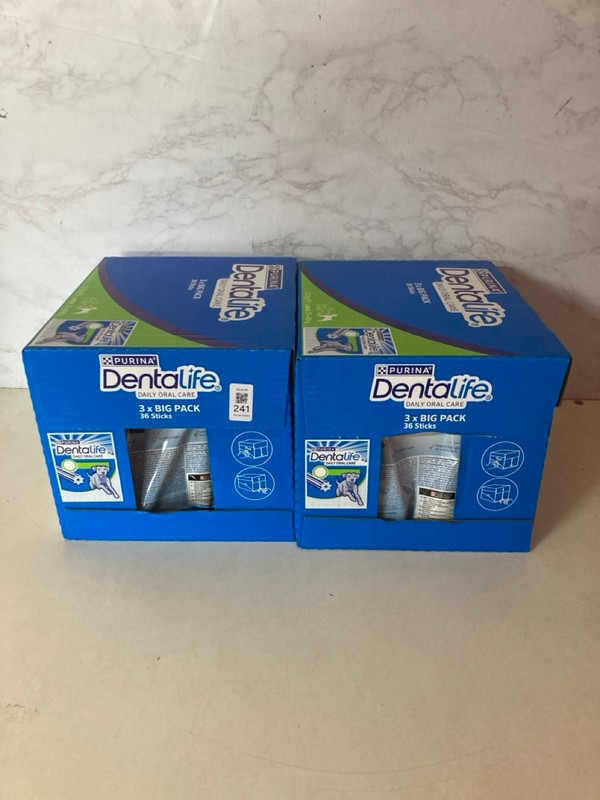 Lot 241  
            Nottingham SR5 - Delivery Only 

                
2 X BOXES OF PURINA DENTALIFE 3 X BIG PACK
