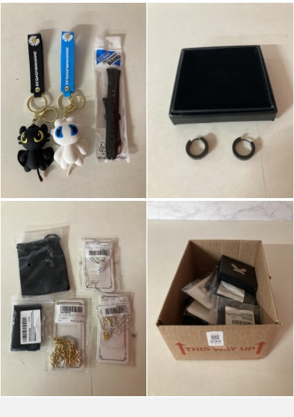 Lot 292  
            Nottingham SR5 - Delivery Only 

                
BOX OF COSTUME JEWELLERY