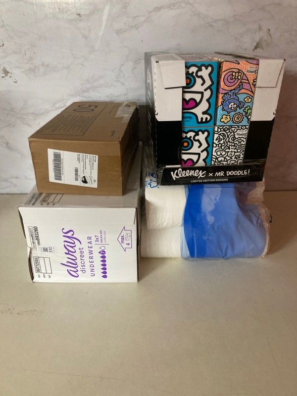 Lot 310  
            Nottingham SR5 - Delivery Only 

                
4 X ITEMS TO INC ALWAYS DISCREET UNDERWEAR