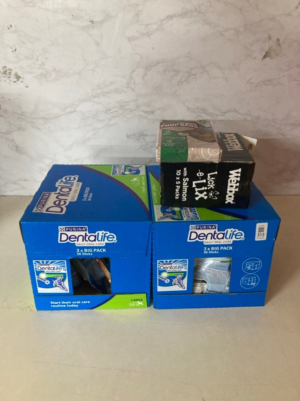 Lot 313  
            Nottingham SR5 - Delivery Only 

                
QTY OF ITEMS TO INC PURINA DENTALIFE