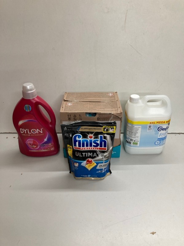 Lot 424  
            Nottingham SR5 - Delivery Only 

                
4 X ITEMS TO INC COMFORT XXL MEGA PACK