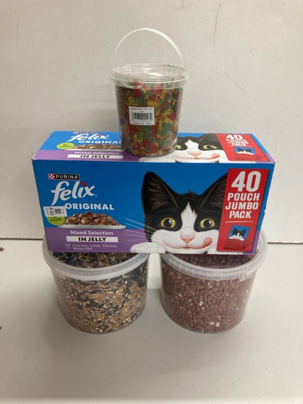 Lot 430  
            Nottingham SR5 - Delivery Only 

                
4 X PET FOOD ITEMS TO INC PURINA FELIX
