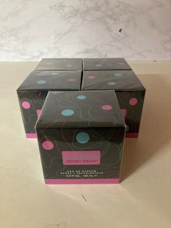 Lot 501  
            Nottingham SR5 - Delivery Only 

                
5 X BRITNEY SPEARS EAU DE PARFUM SPRAYS 100ML (SEALED)