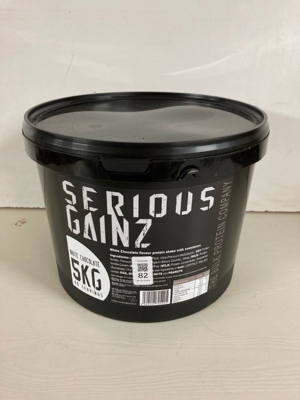 Lot 82  
            Nottingham SR5 - Delivery Only 

                
SERIOUS GAINZ WHITE CHOCOLATE 5KG PROTEIN POWDER BBE:AUG28