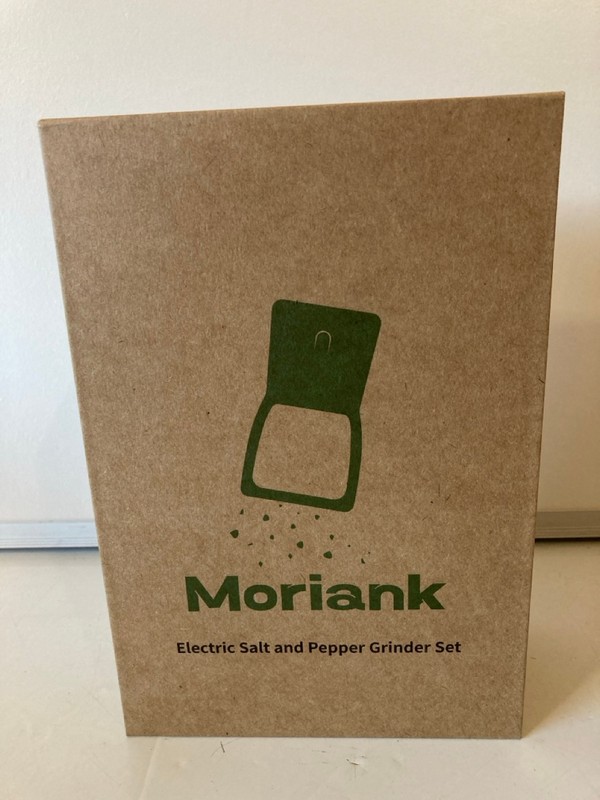 Lot 150  
            Nottingham SR6 - Delivery Only 

                
MORIANK ELECTRIC SALT AND PEPPER GRINDER SET