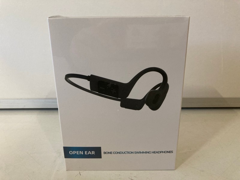 Lot 212  
            Nottingham SR6 - Delivery Only 

                
OPEN EAR BONE CONDUCTION SWIMMING HEADPHONES