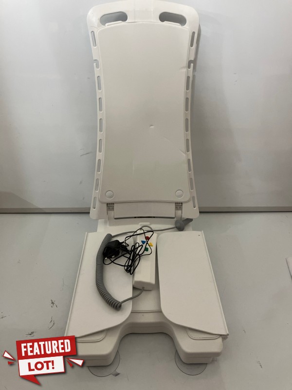 Lot 22  
            Nottingham SR6 - Delivery Only 

                
DEVILBISS HEALTHCARE DRIVE BELLAVITA LIGHTWEIGHT RECLINING BATH LIFT ORIGINAL RRP...