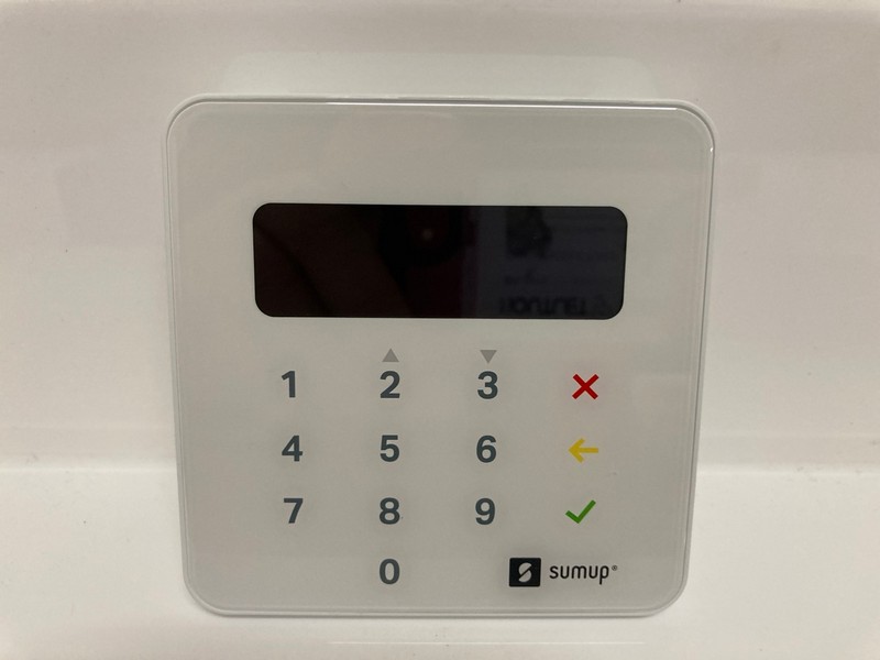 Lot 378  
            Nottingham SR6 - Delivery Only 

                
SUMUP CONTACTLESS CARD READER (SEALED)