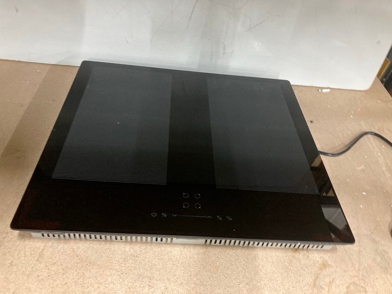 Lot 117  
            Nottingham SR2 - Delivery or Collection 

                
NEFF GLASS HOB MODEL NO:T59FT20X0