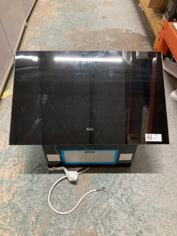 Lot 146  
            Nottingham SR2 - Collection Only 

                
AEG KITCHEN VENTILATOR MODEL NO: DX5661HB (COLLECTION ONLY)