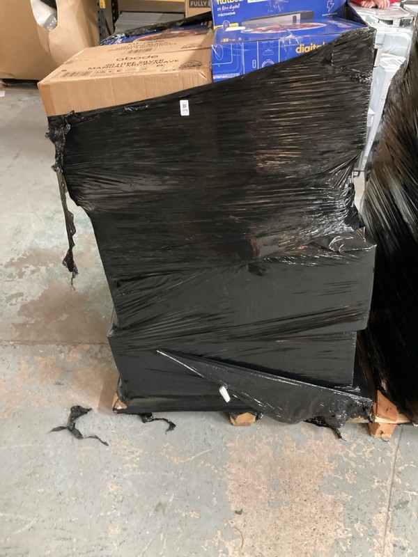 Lot 179  
            Nottingham SR2 - Collection Only 

                
PALLET OF MICROWAVES INC RUSSELL HOBBS 20L DIGITAL MICROWAVE (COLLECTION ONLY)