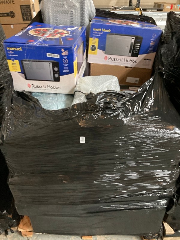 Lot 180  
            Nottingham SR2 - Collection Only 

                
PALLET OF MICROWAVES INC RUSSELL HOBBS 20L DIGITAL MICROWAVE (COLLECTION ONLY)