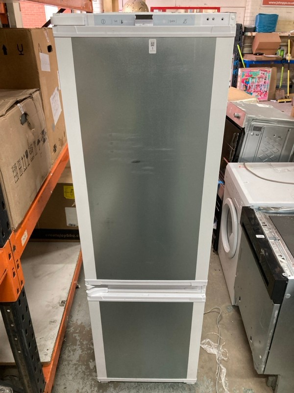 Lot 1  
            Nottingham SR2 - Delivery or Collection 

                
BEKO INTEGRATED FRIDGE FREEZER MODEL NO: K54275HEB