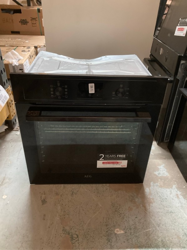 Lot 24  
            Nottingham SR2 - Delivery or Collection 

                
AEG BUILT IN SINGLE OVEN MODEL NO: BEX335011B