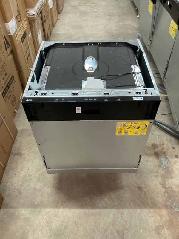 Lot 53  
            Nottingham SR2 - Delivery or Collection 

                
AEG INTEGRATED DISHWASHER MODEL NO: FSB42607Z