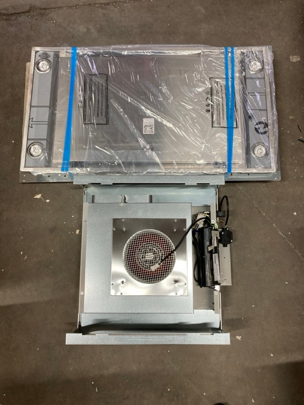 Lot 70  
            Nottingham SR2 - Collection Only 

                
BERTAZZONI CEILING HOOD  (COLLECTION ONLY)