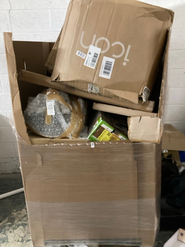 Lot 103  
            Nottingham SR3 - Delivery or Collection 

                
PALLET OF ITEMS TO INCLUDE BROWN CHAIR