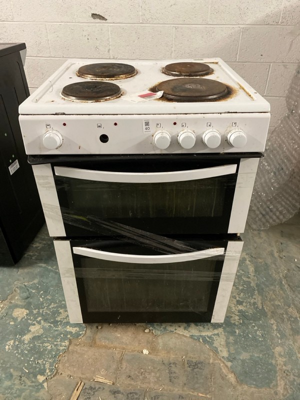 Lot 40  
            Nottingham SR3 - Delivery or Collection 

                
ESSENTIALS FREESTANDING COOKER MODEL NO: CFTE60W2