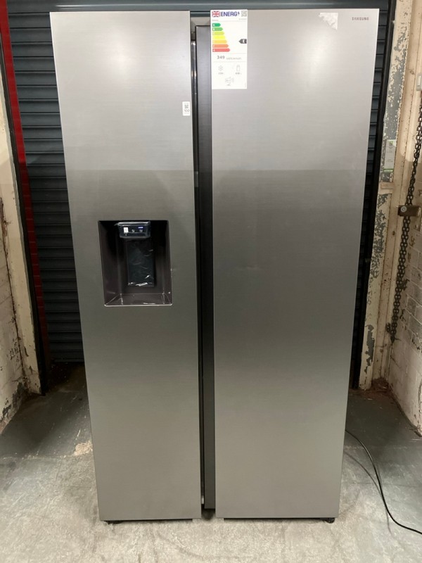 Lot 100  
            Nottingham SR6 - Delivery Or Collection 

                
SAMSUNG SERIES 6 FRIDGE FREEZER MODEL: RS70F64KET ORIGINAL RRP: £1,181.00