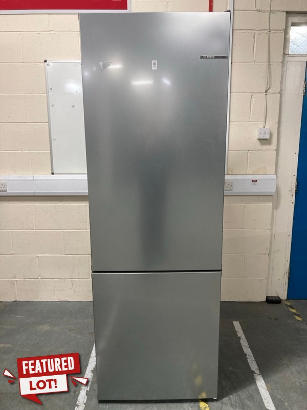 Lot 133  
            Nottingham SR6 - Delivery Or Collection 

                
BOSCH SERIES 4 FRIDGE FREEZER MODEL: KGN492LDFG ORIGINAL RRP: £899.00