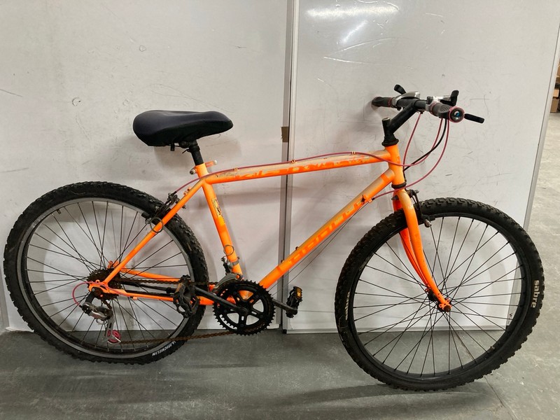 Lot 150  
            Nottingham SR6 - Collection Only 

                
UNBRANDED ORANGE FRAME PEDAL BICYCLE (MPSS02391562) (COLLECTION ONLY)