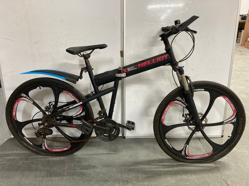 Lot 154  
            Nottingham SR6 - Collection Only 

                
HELLIOT HUMMER BLACK FRAME PEDAL BICYCLE (MPSS02391607) (COLLECTION ONLY)