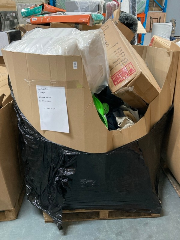 Lot 180  
            Nottingham SR6 - Delivery Or Collection 

                
PALLET OF ITEMS TO INC DESIGNER CLOTHING, GAMING CHAIR AND HOUSEHOLD ITEMS (ALL I...