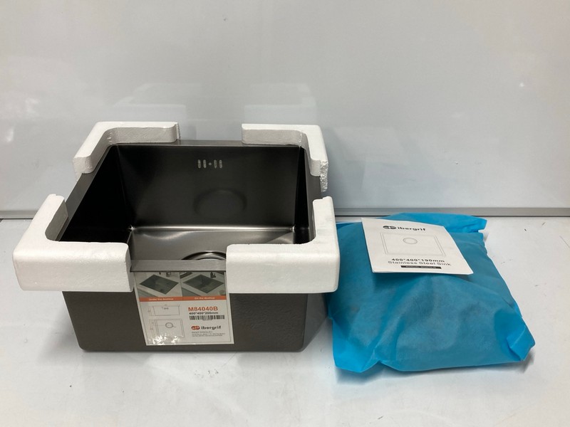 Lot 47  
            Nottingham SR6 - Delivery Or Collection 

                
IBERGRIF STAINLESS STEEL BLACK KITCHEN SINK MODEL: M84040B