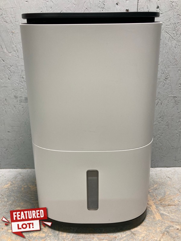 Lot 4  
            Nottingham SR6 - Delivery Or Collection 

                
MEACODRY ARETE TWO 20L DEHUMIDIFIER AND AIR PURIFIER ORIGINAL RRP: £299.99