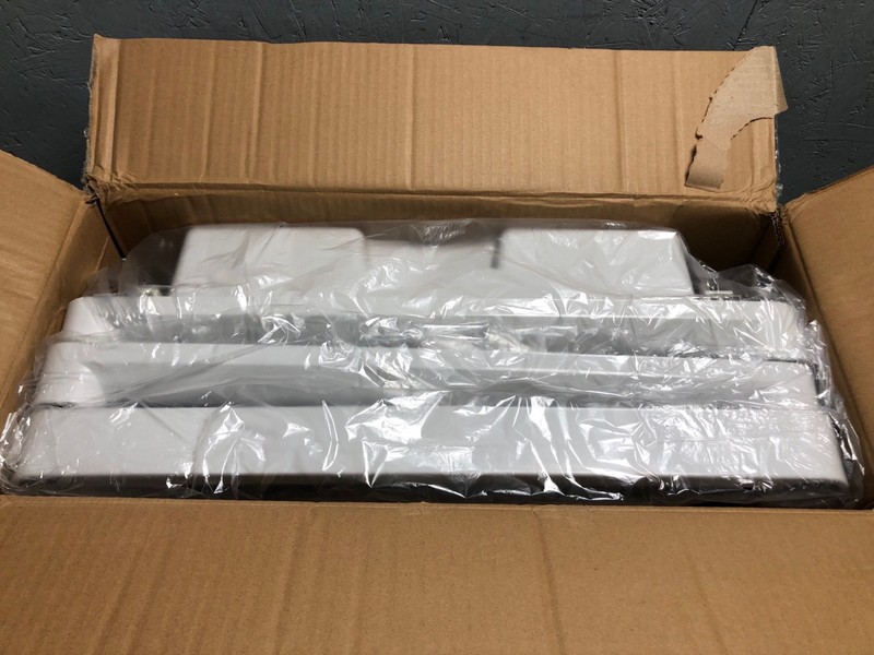 Lot 53  
            Nottingham SR6 - Delivery Or Collection 

                
THREE-TIERED BEAUTY TROLLEY